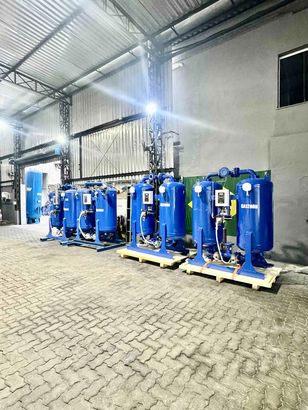 Secadores de ar por adsorção CA1200N prontos para locação — Rental Parts
